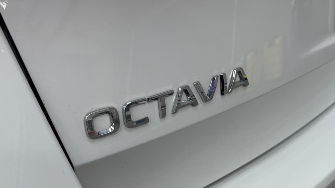 2021 SKODA Octavia 110 Tsi Style, Automatic, 105138 km, Badge (Boot Left Side)