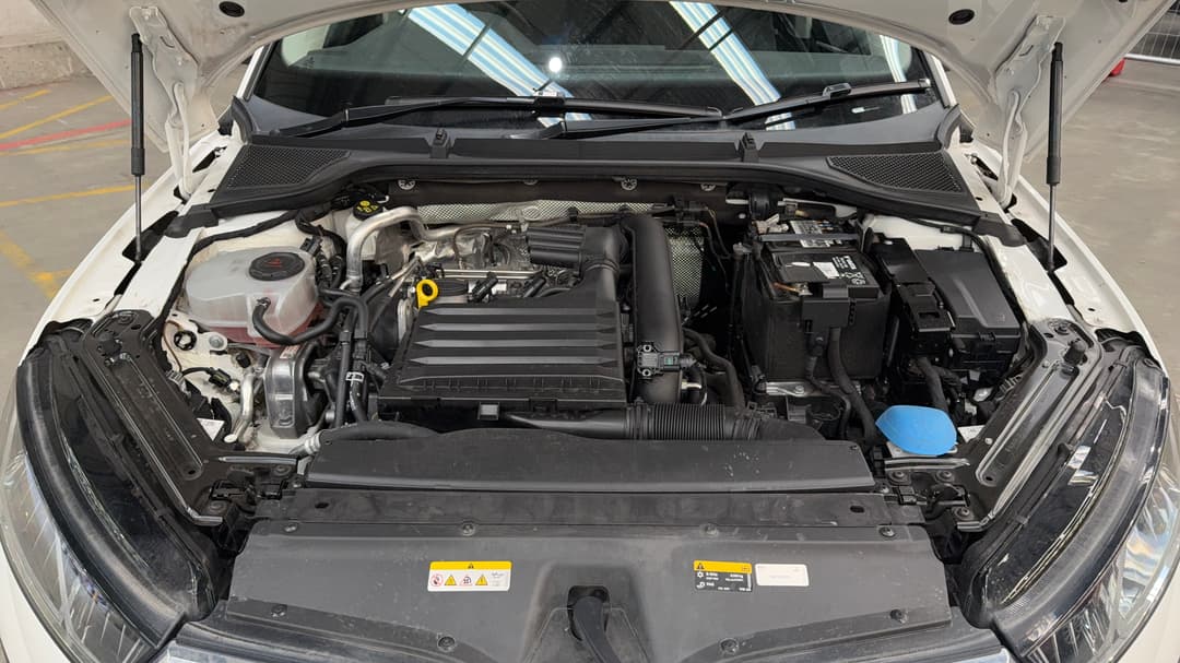 2021 SKODA Octavia 110 Tsi Style, Automatic, 105138 km, Open Bonnet (Engine)