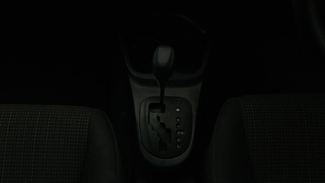 2019 Toyota Yaris Ascent, Automatic, 40397 km, Gear Lever 