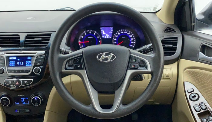 2015 Hyundai Verna FLUIDIC 4S 1.6 VTVT S, Petrol, Manual, 61,311 km, Steering Wheel Close Up