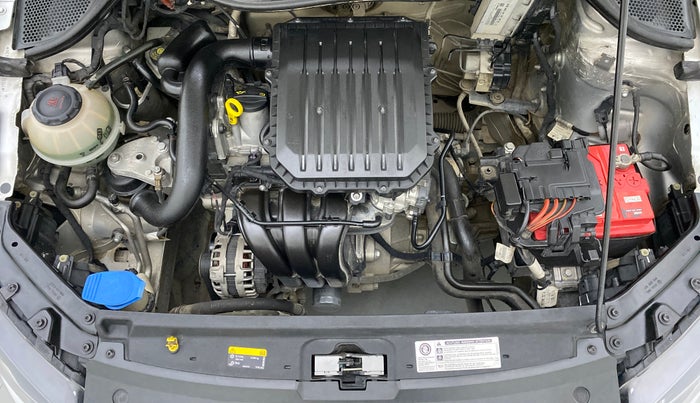 2018 Volkswagen Ameo COMFORTLINE 1.0, Petrol, Manual, 63,554 km, Open Bonet