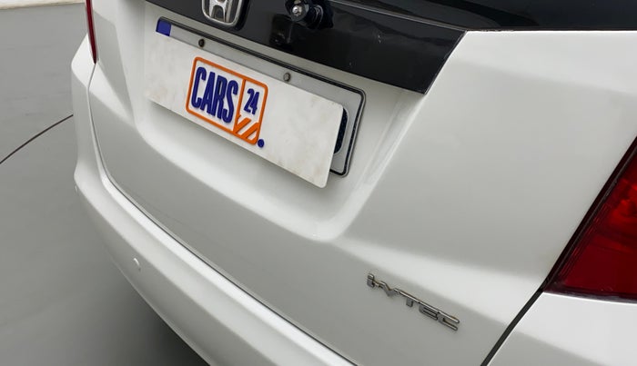 2011 Honda Jazz 1.2 SELECT I VTEC, Petrol, Manual, 59,735 km, Rear monogram/logo - Minor damage