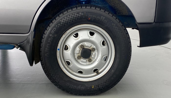 2018 Maruti Eeco 5 STR WITH AC PLUSHTR, Petrol, Manual, 43,683 km, Right Front Wheel