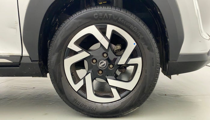 2021 Nissan MAGNITE XV MT, Petrol, Manual, 6,311 km, Right Front Wheel