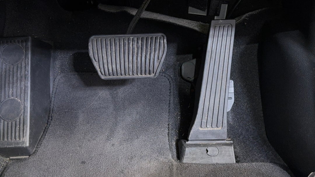Pedals and Footmat
