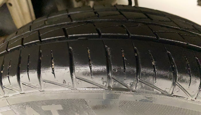 2019 Maruti Alto LXI, Petrol, Manual, 9,029 km, Left Rear Tyre Tread