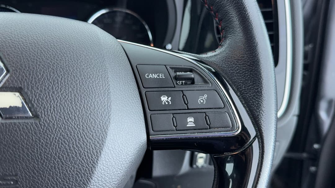 2021 Mitsubishi Outlander Black Edition 7 Seat (2WD), Automatic, 98176 km, Cruise Control