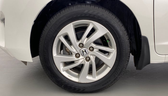 2015 Honda Jazz 1.2 V AT, Petrol, Automatic, 58,804 km, Left Front Wheel