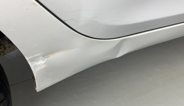 2015 Hyundai Eon ERA PLUS, Petrol, Manual, 75,840 km, Right running board - Slightly dented