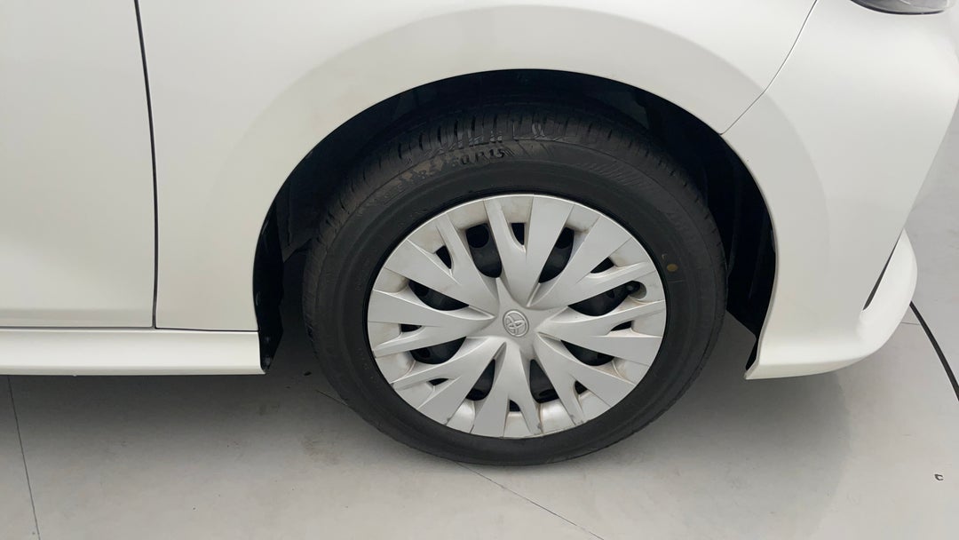 2021 Toyota Yaris Ascent Sport, Automatic, 13320 km, Right Front Wheel