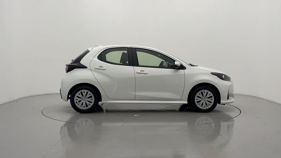 2021 Toyota Yaris Ascent Sport, Automatic, 13320 km, Right Side View