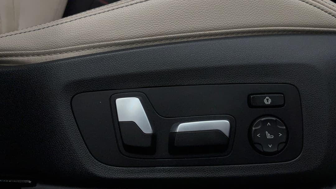 2022 BMW X3 xDrive30i M Sport, Automatic, 62041 km, Drivers Side Adjustment Panel