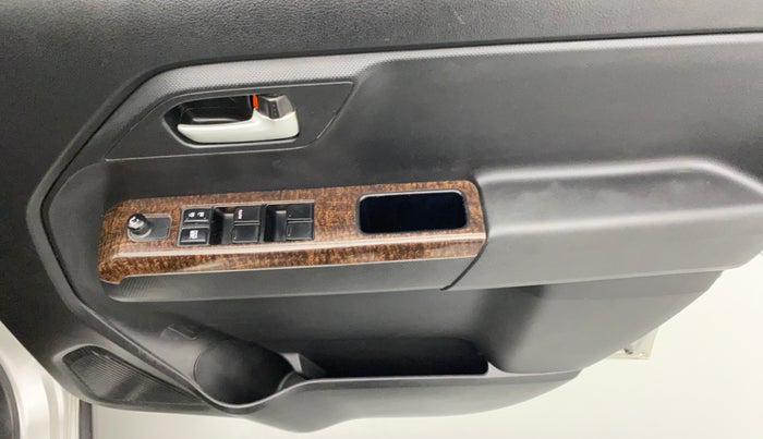 2019 Maruti New Wagon-R VXI 1.0, Petrol, Manual, Driver Side Door Panels Control