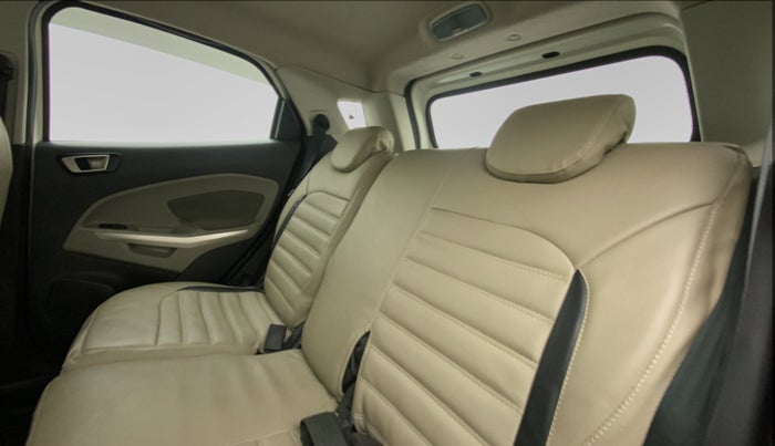 2015 Ford Ecosport TITANIUM 1.5L PETROL AT, Petrol, Automatic, 72,449 km, Right Side Rear Door Cabin