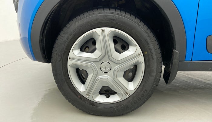 2018 Tata NEXON XM 1.2, Petrol, Manual, 22,703 km, Left Front Wheel