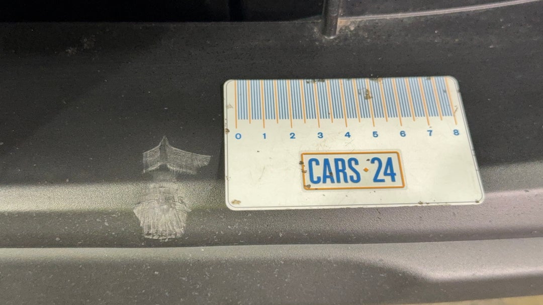 Bumper Front Scratch