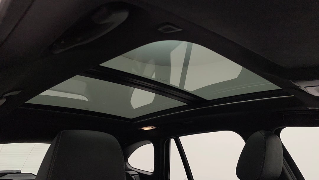 Interior Sunroof/Moonroof