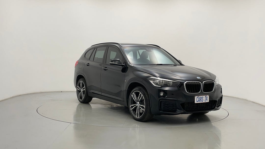 Right Front Diagonal (45- Degree) View