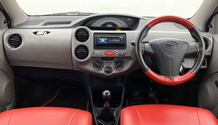 2011 Toyota Etios Liva G, Petrol, Manual, 33,651 km, Dashboard