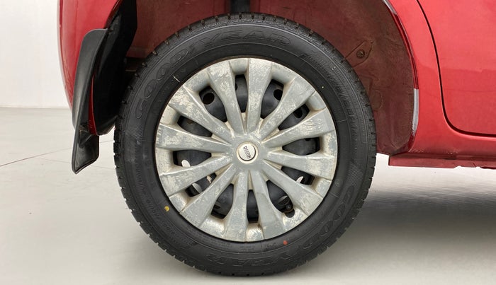 2011 Toyota Etios Liva G, Petrol, Manual, 33,651 km, Right Rear Wheel