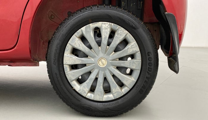 2011 Toyota Etios Liva G, Petrol, Manual, 33,651 km, Left Rear Wheel