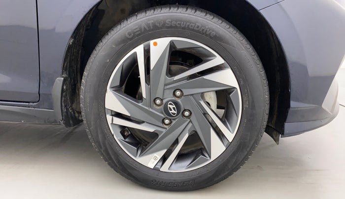 2021 Hyundai NEW I20 ASTA (O) 1.2 MT, Petrol, Manual, 13,811 km, Right Front Wheel