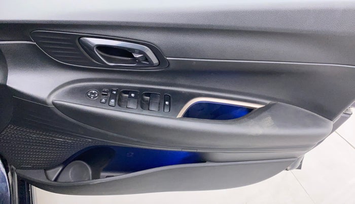 2021 Hyundai NEW I20 ASTA (O) 1.2 MT, Petrol, Manual, 13,811 km, Driver Side Door Panels Control