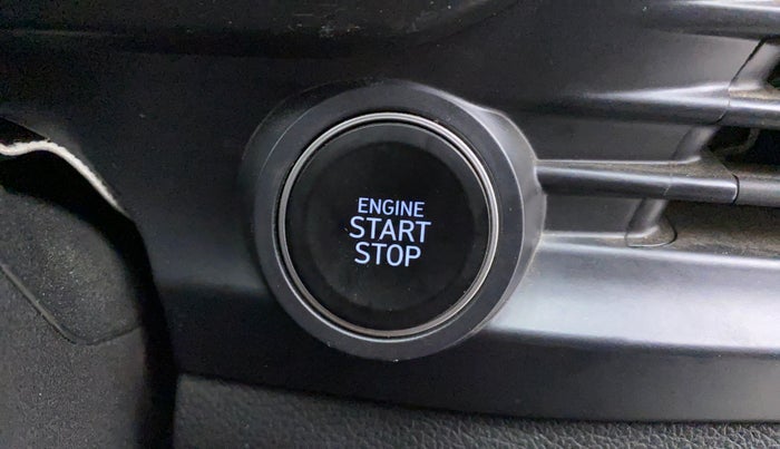 2021 Hyundai NEW I20 ASTA (O) 1.2 MT, Petrol, Manual, 13,811 km, Keyless Start/ Stop Button