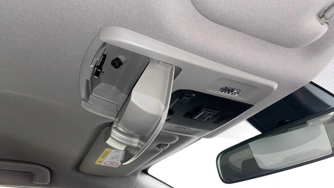 On-Roof Controls/Sunglass holder