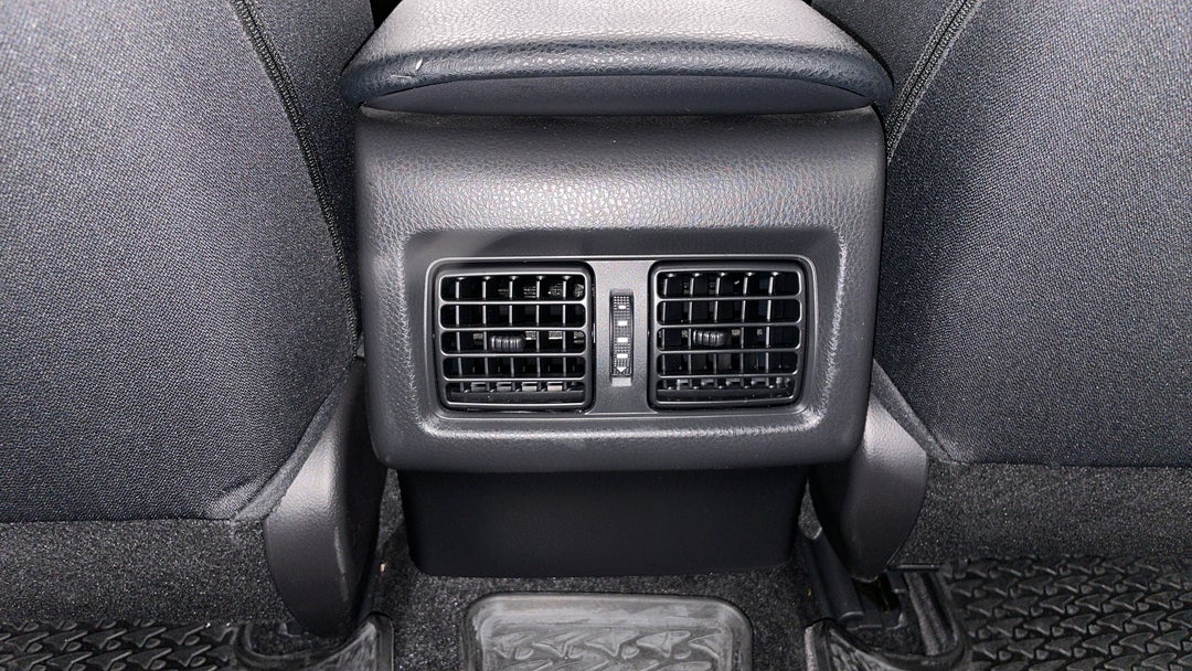 Rear A/C Vent