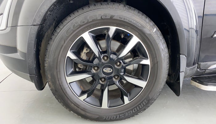 2019 Mahindra XUV500 W11 (O), Diesel, Manual, 23,017 km, Left Front Wheel