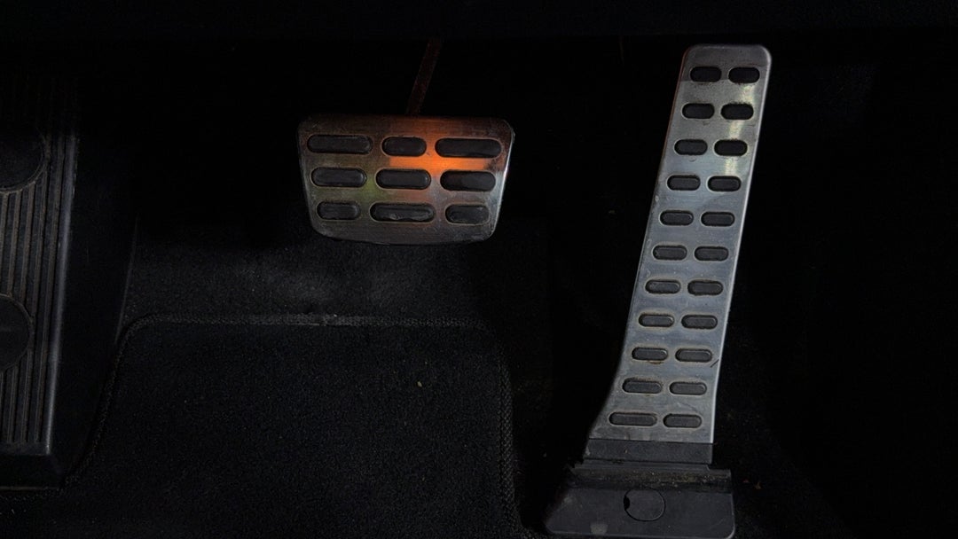 Pedals and Footmat