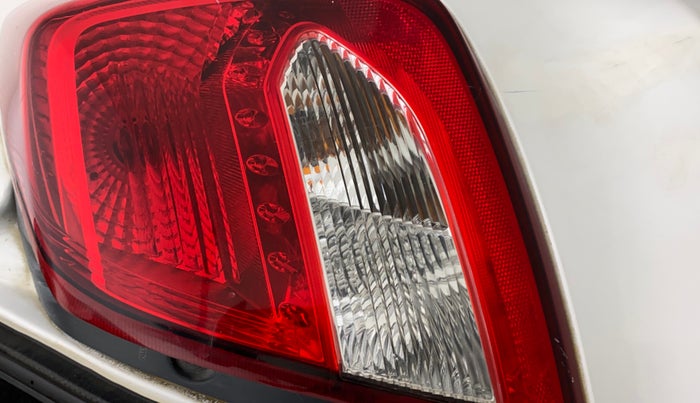 2017 Datsun Go ANNIVERSARY EDITION, Petrol, Manual, 71,346 km, Right tail light - Reverse gear light not functional