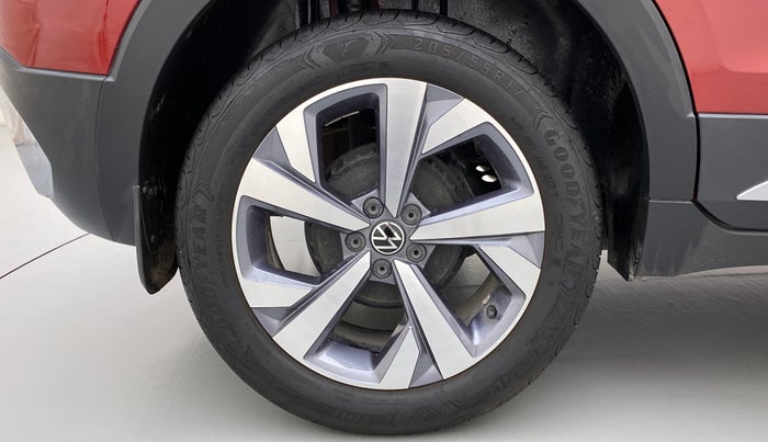 2022 Volkswagen TAIGUN TOPLINE 1.0 TSI AT, Petrol, Automatic, 9,955 km, Right Rear Wheel