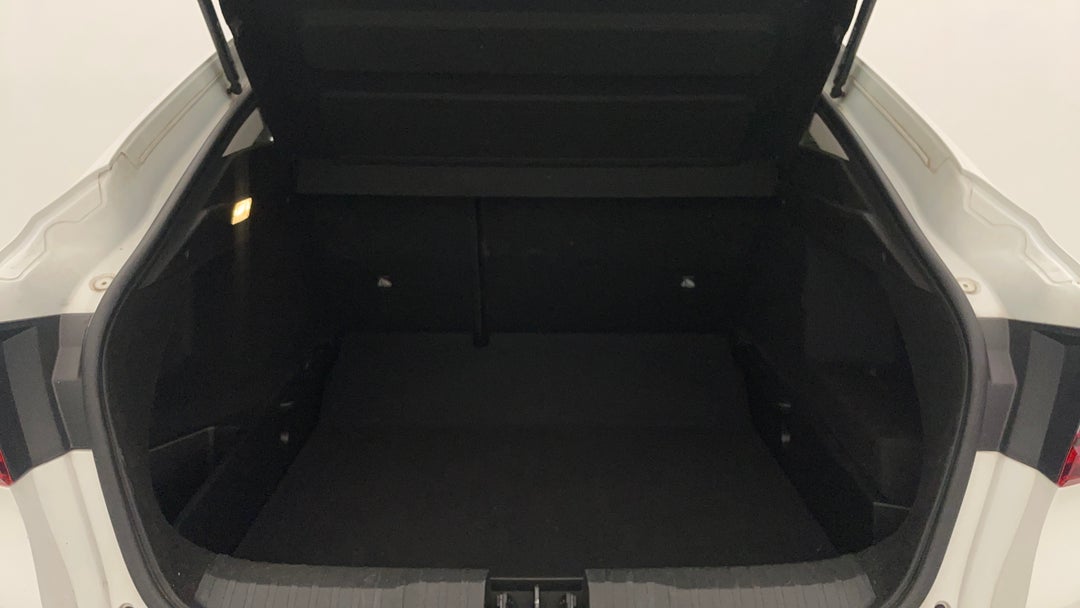 2023 Renault Arkana Zen, Automatic, 58750 km, Boot Inside View