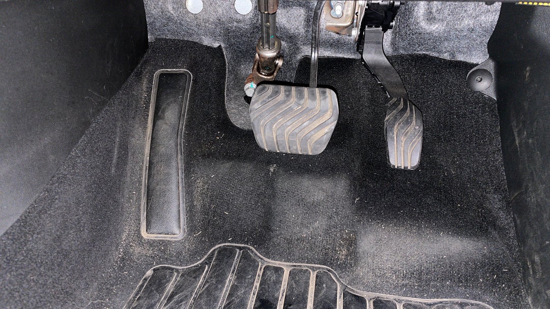 2023 Renault Arkana Zen, Automatic, 58750 km, Pedals and Footmat