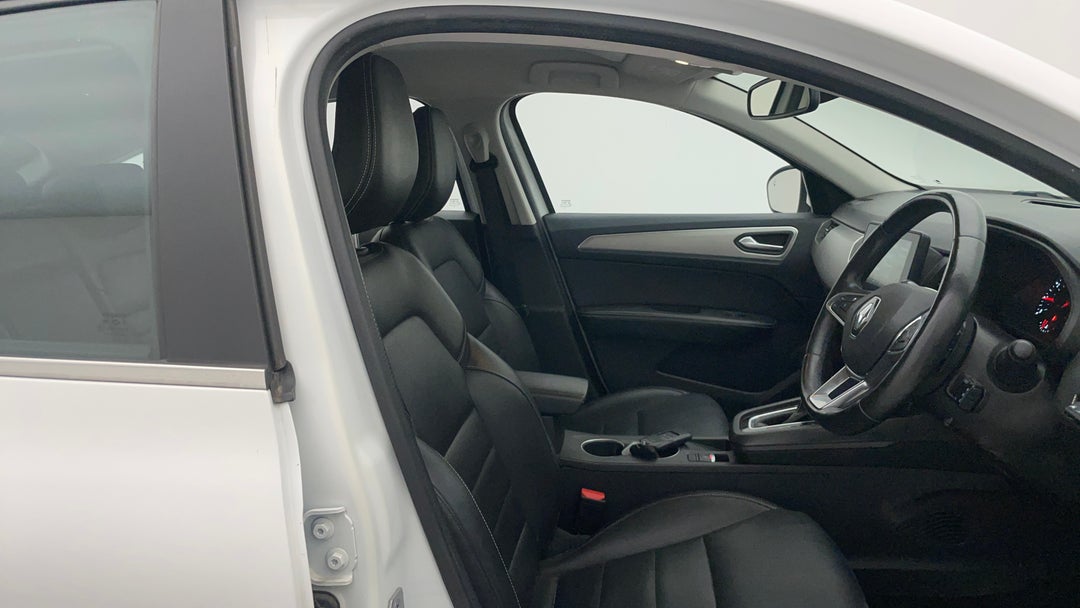 2023 Renault Arkana Zen, Automatic, 58750 km, Right Side Front Door Cabin View
