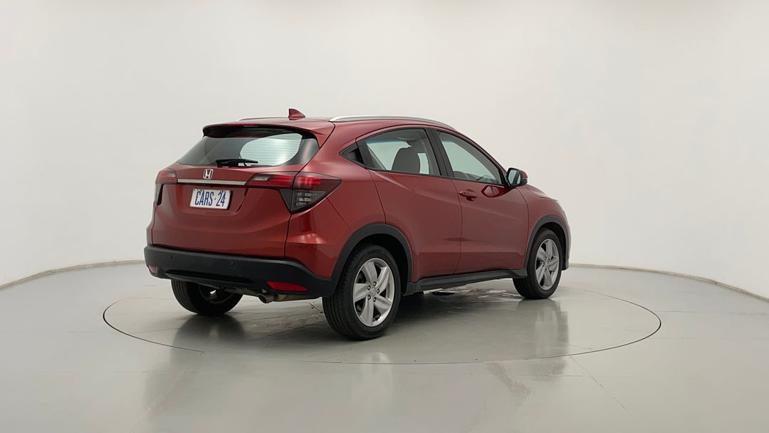 Right Back Diagonal (45- Degree) View