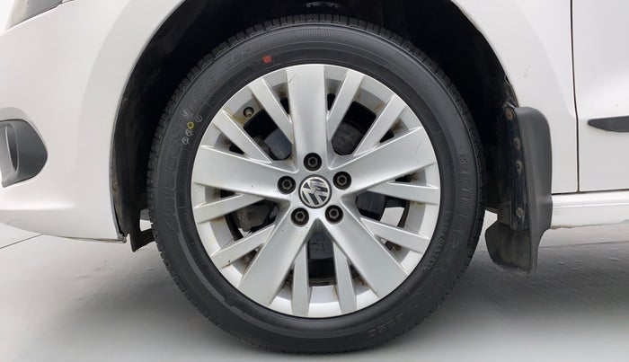 2015 Volkswagen Vento HIGHLINE PETROL, Petrol, Manual, 86,089 km, Left FrontWheel