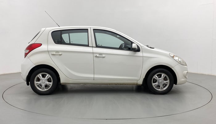 2012 Hyundai i20 ASTA 1.4 CRDI, Diesel, Manual, 1,21,416 km, Right Side View