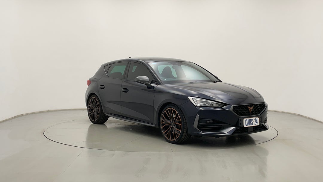 Right Front Diagonal (45- Degree) View