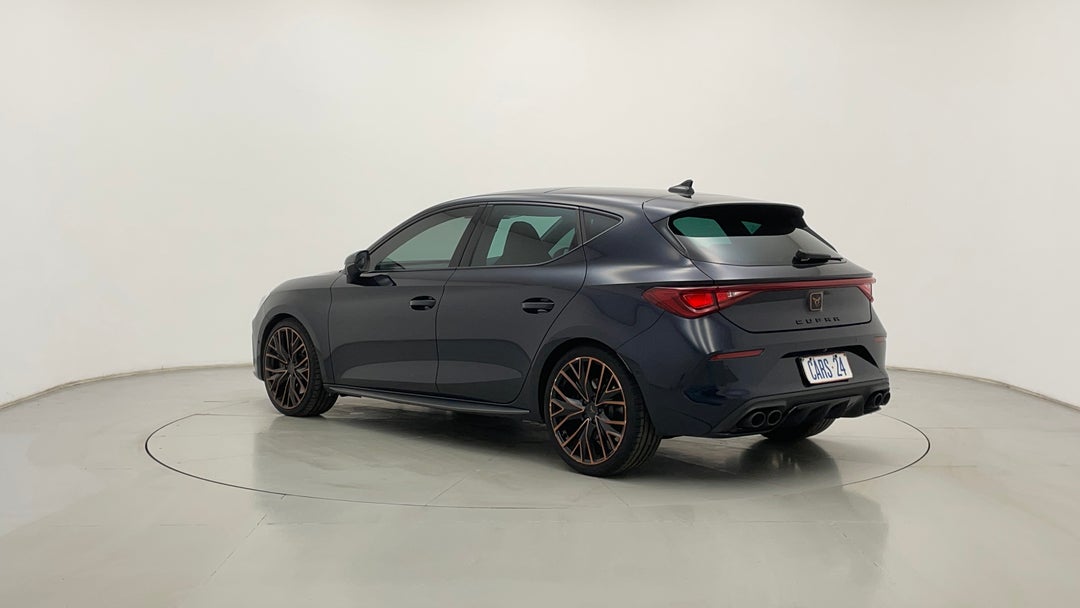 Left Back Diagonal (45- Degree) View