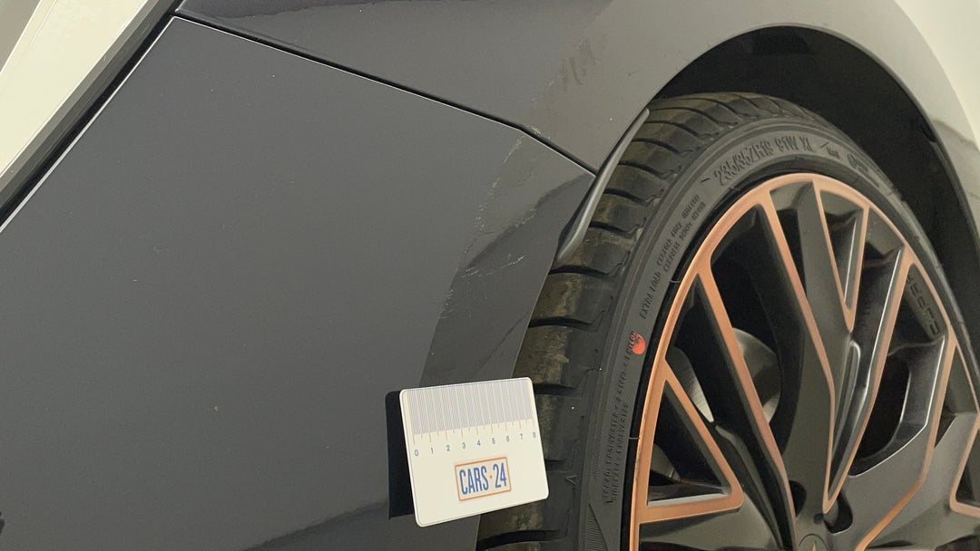 Bumper Front Scratch