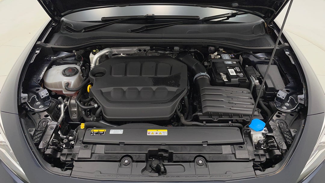 Open Bonnet (Engine)