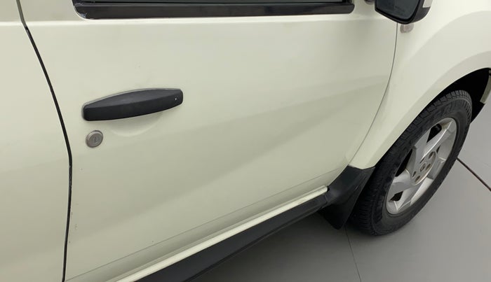 2015 Renault Duster 85 PS RXL DIESEL (OPT), Diesel, Manual, 63,550 km, Driver-side door - Minor scratches