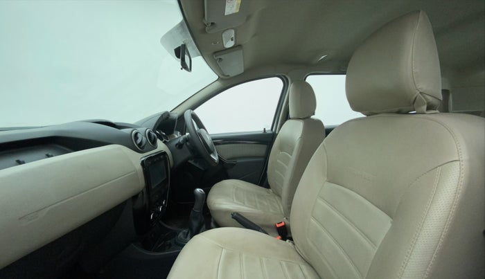 2015 Renault Duster 85 PS RXL DIESEL (OPT), Diesel, Manual, 63,550 km, Right Side Front Door Cabin