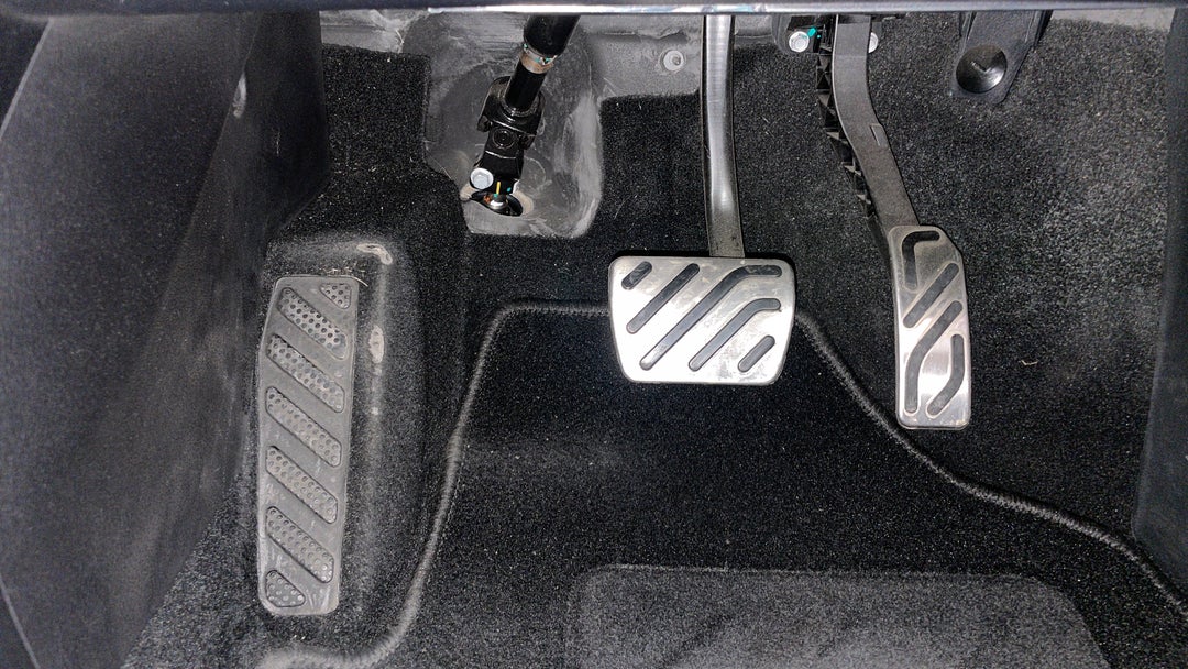 2021 MG HS Essence, Automatic, 78470 km, Pedals and Footmat