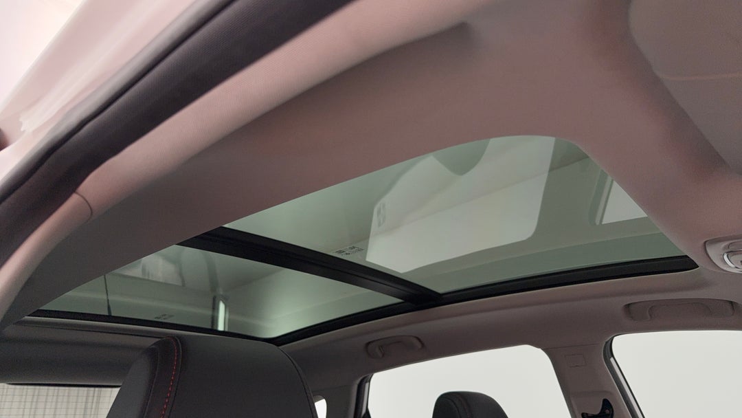 2022 MG ZS EV Essence, Automatic, 39983 km, Interior Sunroof/Moonroof