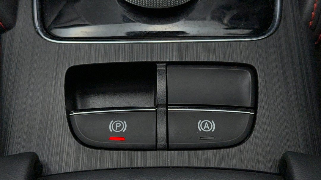 2022 MG ZS EV Essence, Automatic, 39983 km, Handbrake