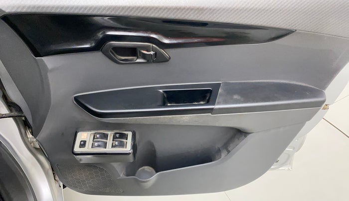 2018 Mahindra KUV 100 NXT K2 D 6S, Diesel, Manual, 74,808 km, Driver Side Door Panels Control